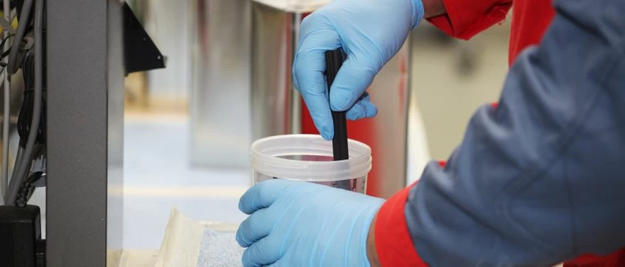 Preparation of paint for car painting in car body shop laboratory